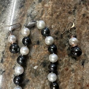 Black and White Pearl Earrings and Necklace Set
